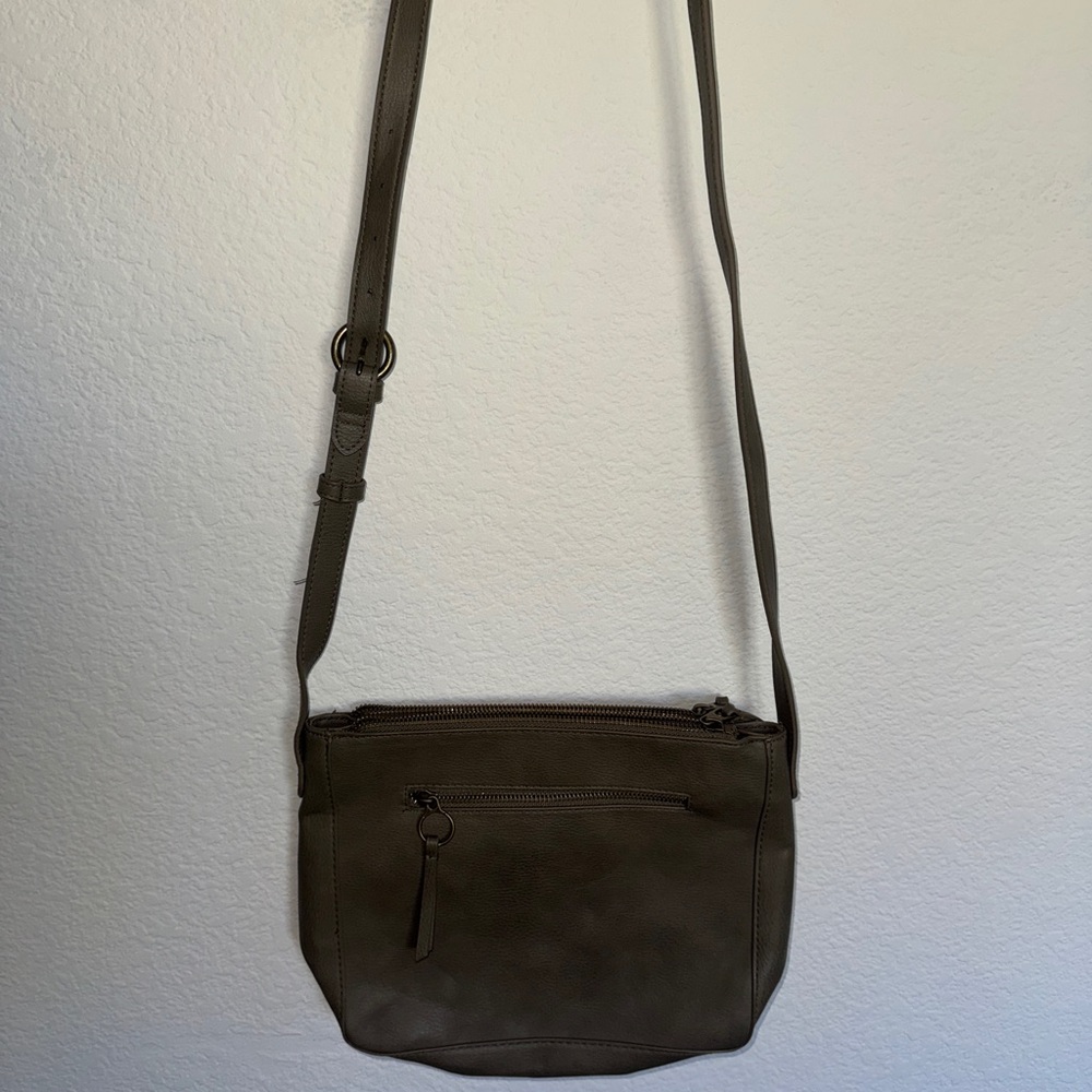 Universal Thread Olive Crossbody Bag
